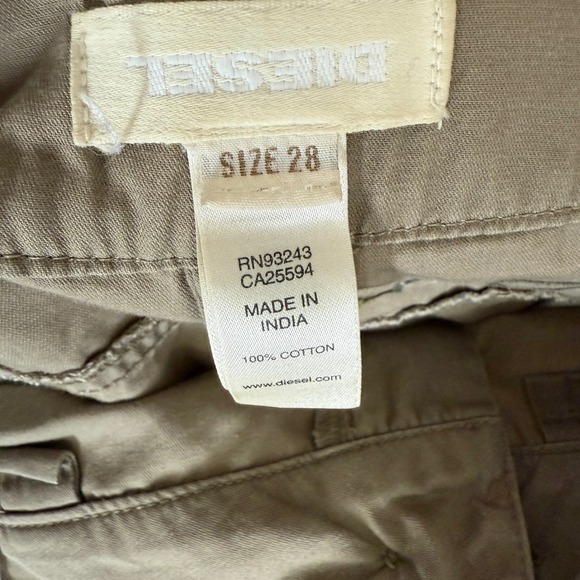 Diesel Women's Tan Utility Style Pants Size 28, Low Rise, Flap Pockets, Zipper. - Picture 4 of 8